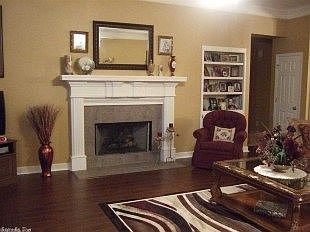 2nd image of 16 Spring Dr