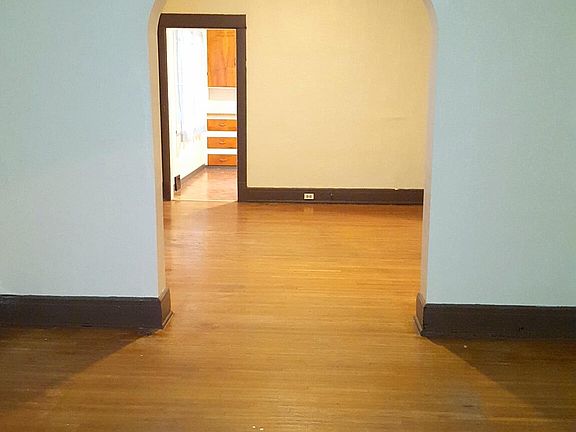 4th image of 22 Remoleno St #2