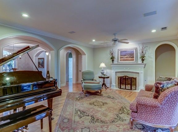 5th image of 2693 Burton Briar Cir