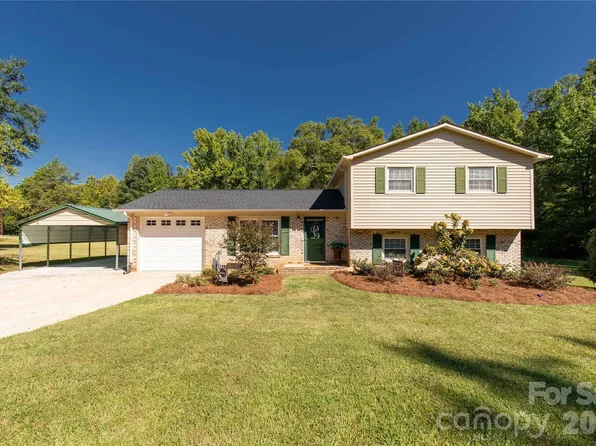 2019 Green Peach Rd, Lancaster, SC 29720