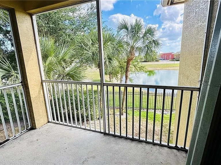 4299 Bellasol Cir #2621 — Photo 1
