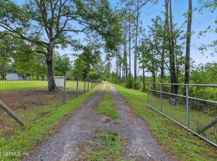 44586 MAPLEWOOD Court, Callahan, FL 32011