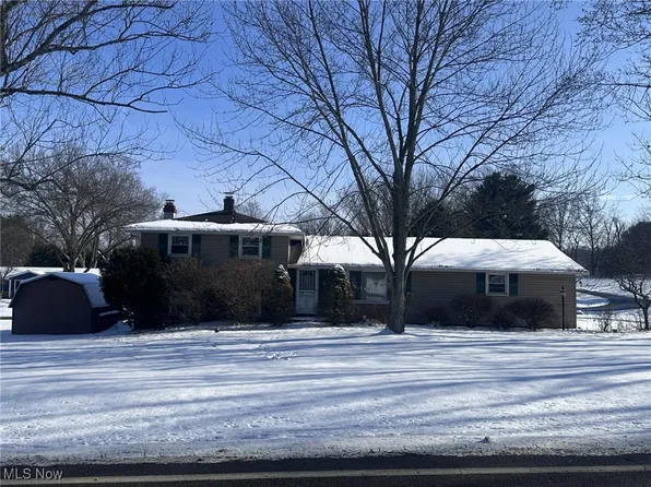 6045 Hann Ave NW, Canal Fulton, OH 44614