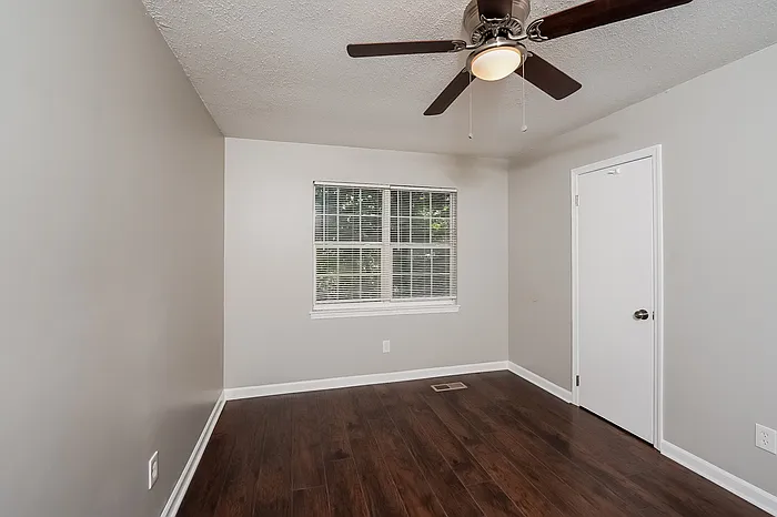 845 Twin Ridge Dr — Photo 7
