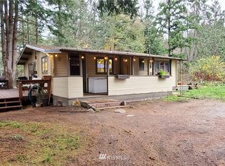 1031 Falcon Rd, Camano Island, WA 98282