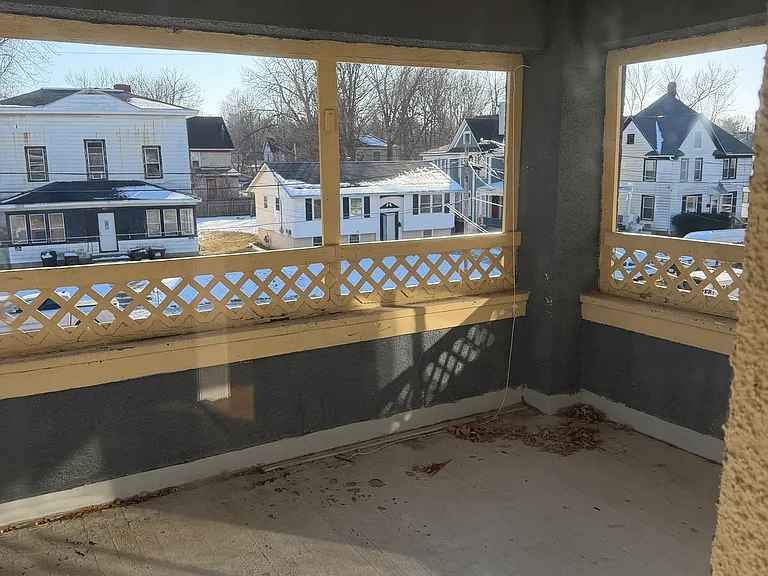 406 E Prospect Ter — Photo 9