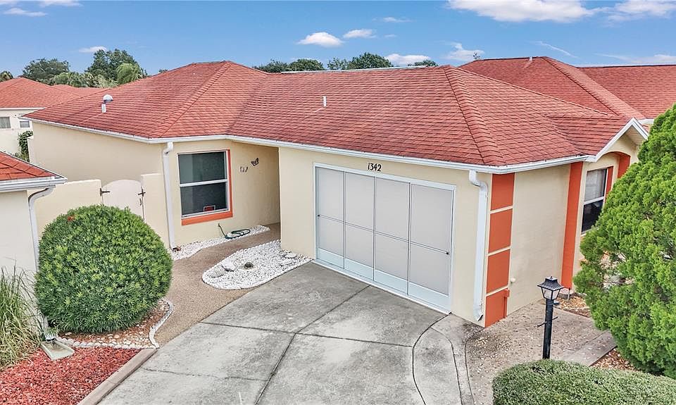 1st image of 1342 Lajolla Cir