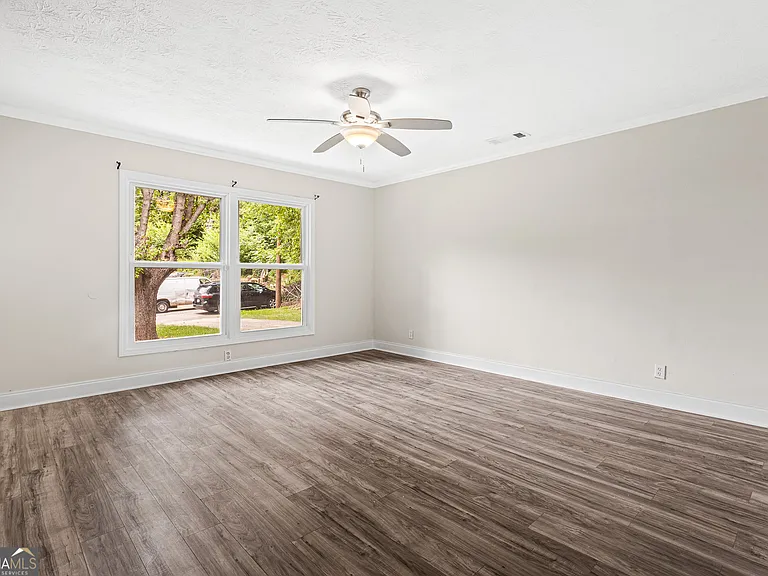 2607 Sparta Dr — Photo 21