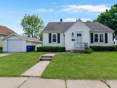400 Newhall St, Green Bay, WI, 54302