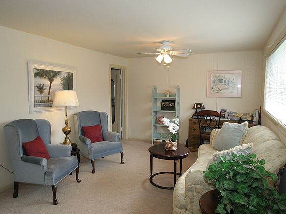 4th image of 304 Laurelhurst Dr SE