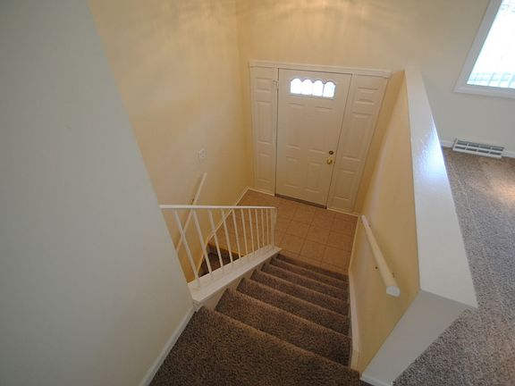 2nd image of 16154 Ozark Ave