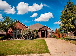 2813 Suzanne Dr, Rowlett, TX 75088