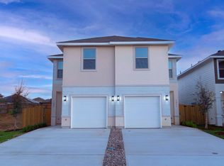 1831 Pt Louisiana, Laredo, TX 78046
