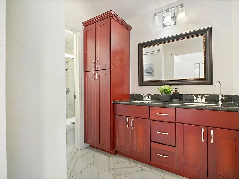 1796 Lucretia Ave — Photo 21