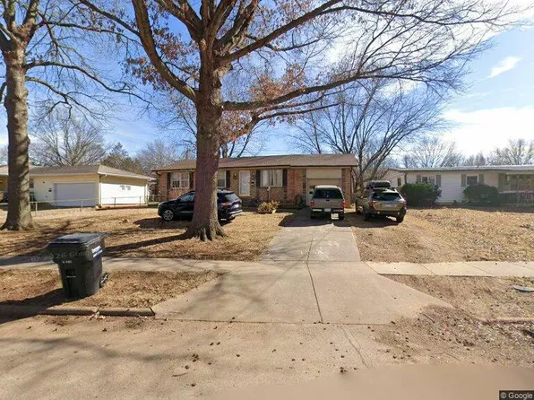702 E Morningside St, Springfield, MO 65807