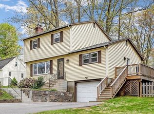 4 Walker Rd, Franklin, MA 02038