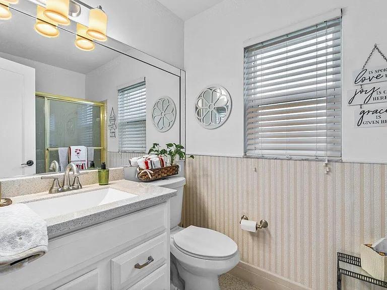 18855 Candlewick Dr — Photo 22
