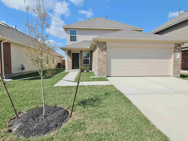 Long Arbor Ln — Photo 1