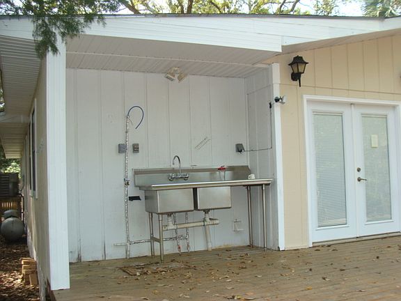 Deck/fish cleaing sink