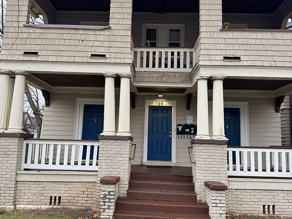 Welcome to733 Genesee St