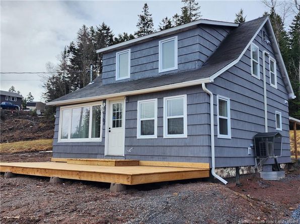 168 Quispamsis Rd, Quispamsis, NB E2E 2V9
