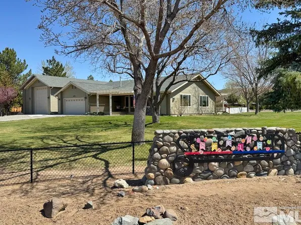 1051 Tenabo Ln, Gardnerville, NV 89410