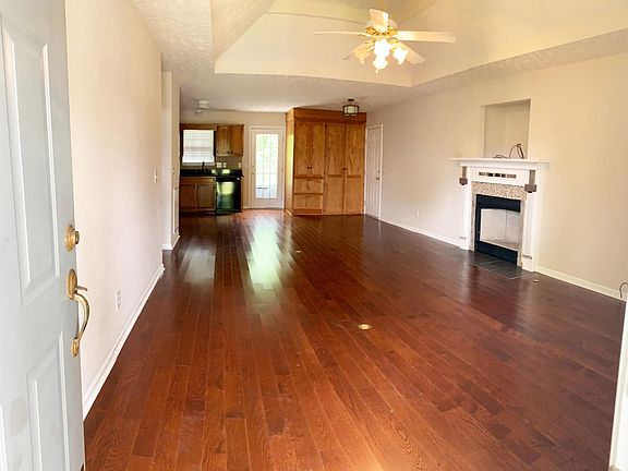 Open concept Living Room/Kitchen