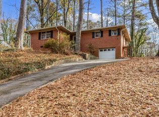 128 Dickson Ct, Marietta, GA 30066