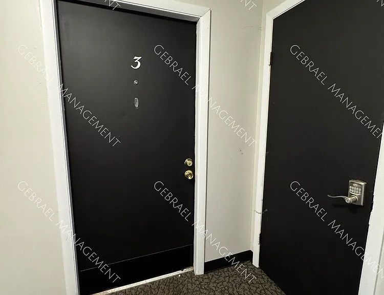 4430 E Mount Morris Rd — Photo 13