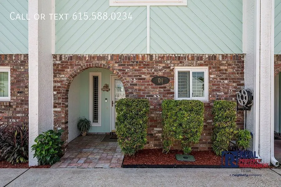 Luxurious 2-Bedroom Waterfront Living with Deeded Boat Slip in Panama City Beach — Photo 3