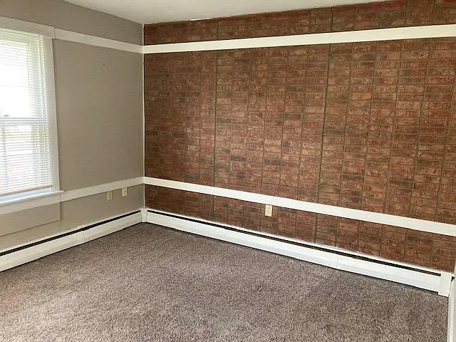 2 bed, $1,050 — Photo 4