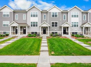 1107 Briar Glen Ct, Hampshire, IL 60140