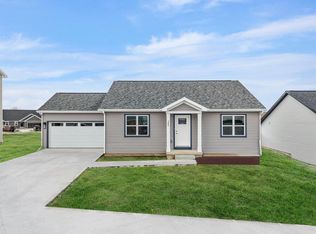 364 Orchid Ave #64, Stoughton, WI 53589