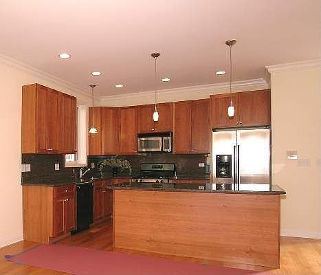 Kitchen, large island