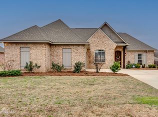 151 Western Ridge Cir, Canton, MS 39046