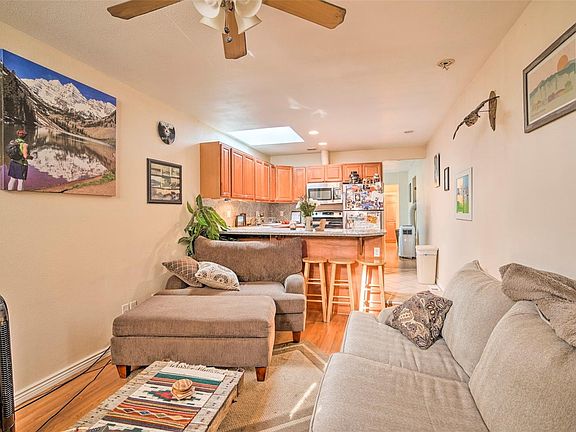 2nd image of 468 N Galapago St