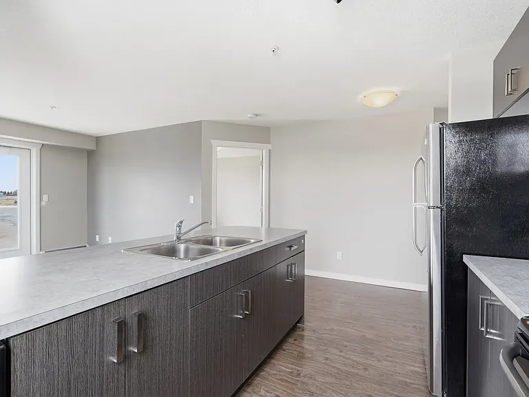 217 Lake St #303 — Photo 5