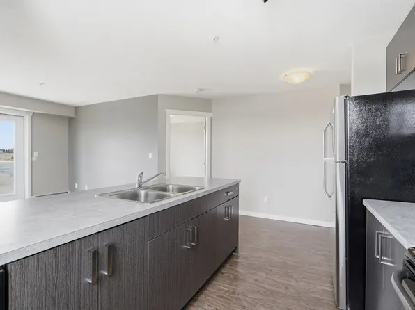 Liberty Park Apartments, 217 Lake St, Red Deer County, AB T4E 1B9