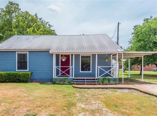 104 E Wilkerson St, Itasca, TX 76055
