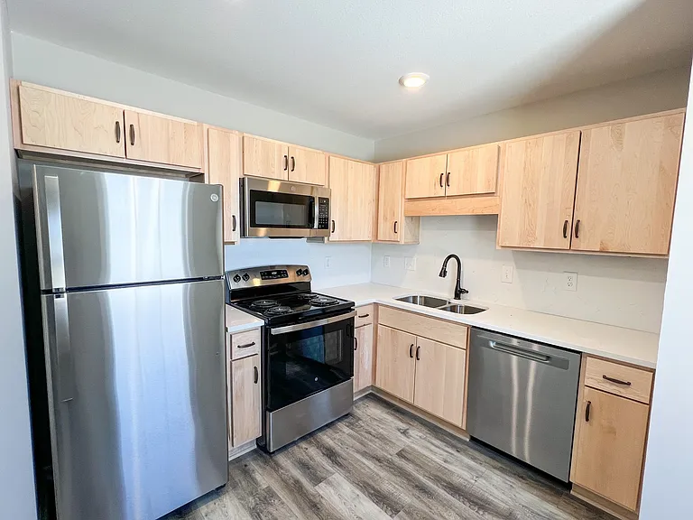 2208 Eldos Trace Cir #F — Photo 3
