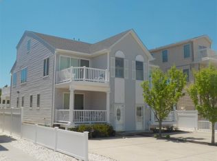 142 54th St #W, Sea Isle City, NJ 08243