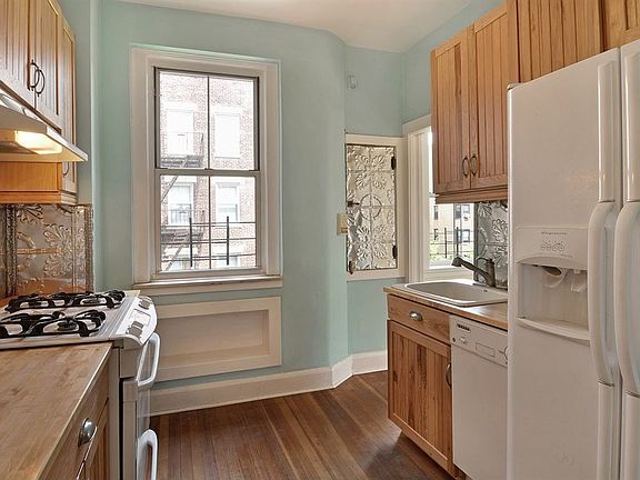 3rd image of 35-25 78th St APT 43