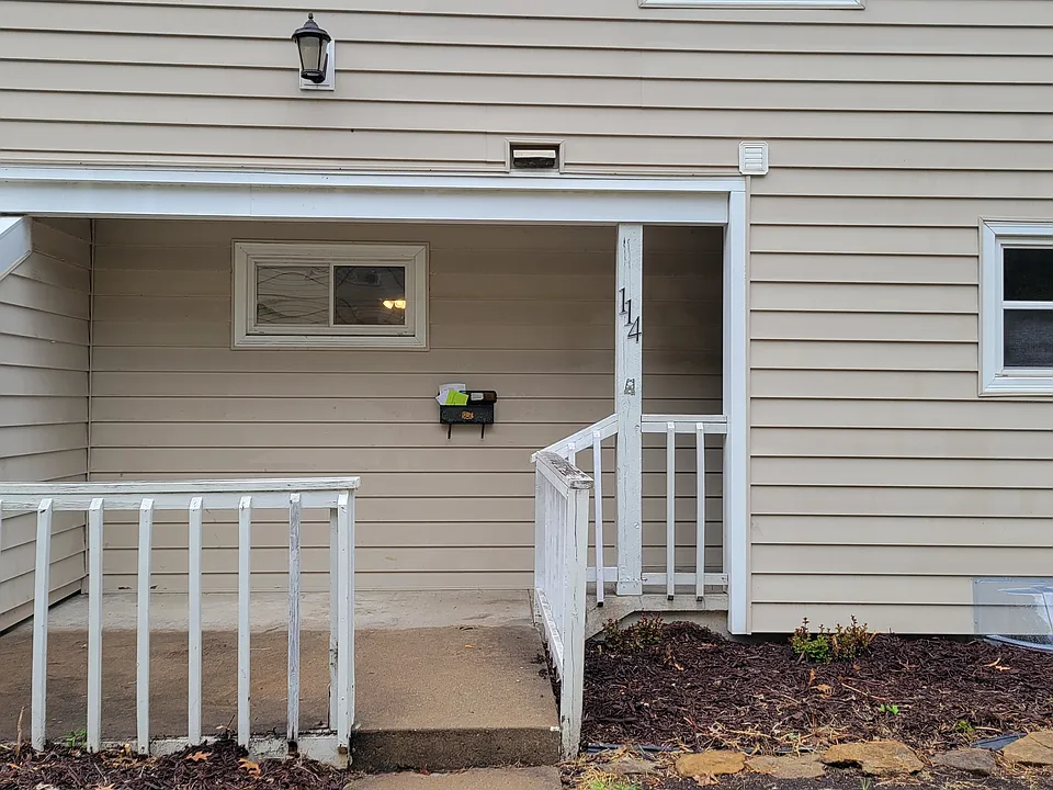 255 N Michigan St #114