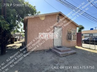 714 P St #1/2-2, Bakersfield, CA 93304