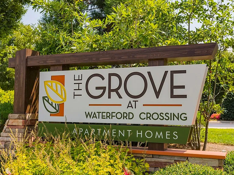 Entrance sign of Grove at Waterford Crossing