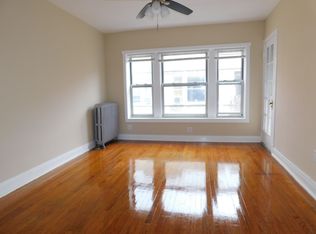 1112 W Columbia Ave #25, Chicago, IL 60626