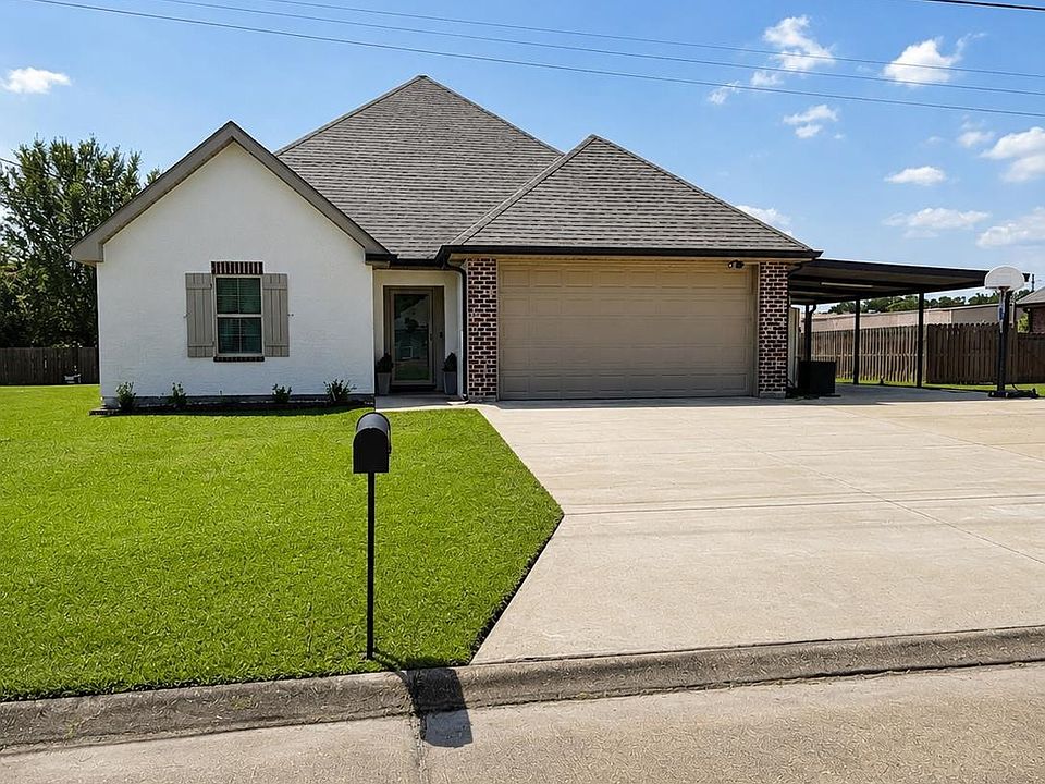 1st image of 153 Belle Isle Dr