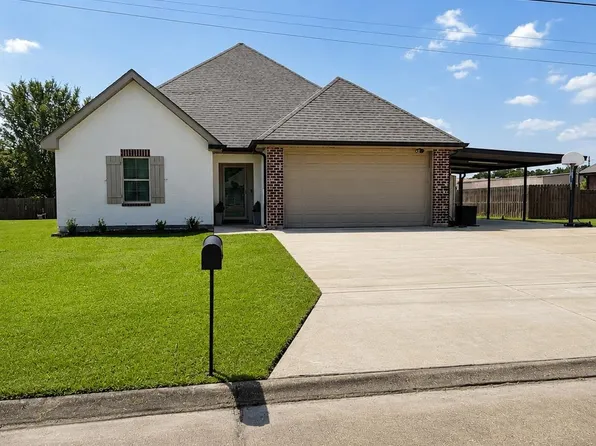 153 Belle Isle Dr, Thibodaux, LA 70301