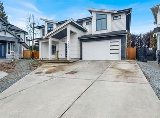 7766 Deerfield St, Mission, BC V2V5X2