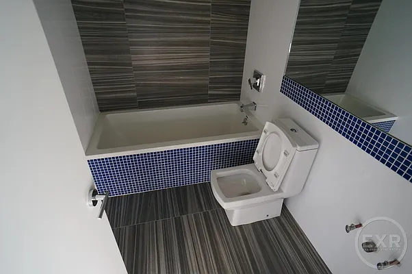 Rented by EXR | media 45